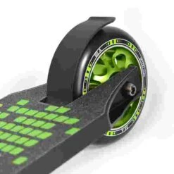 Schildkröt Fun Wheels "Kickless" Stunt Scooter -Gibbon Store 281 6500 4